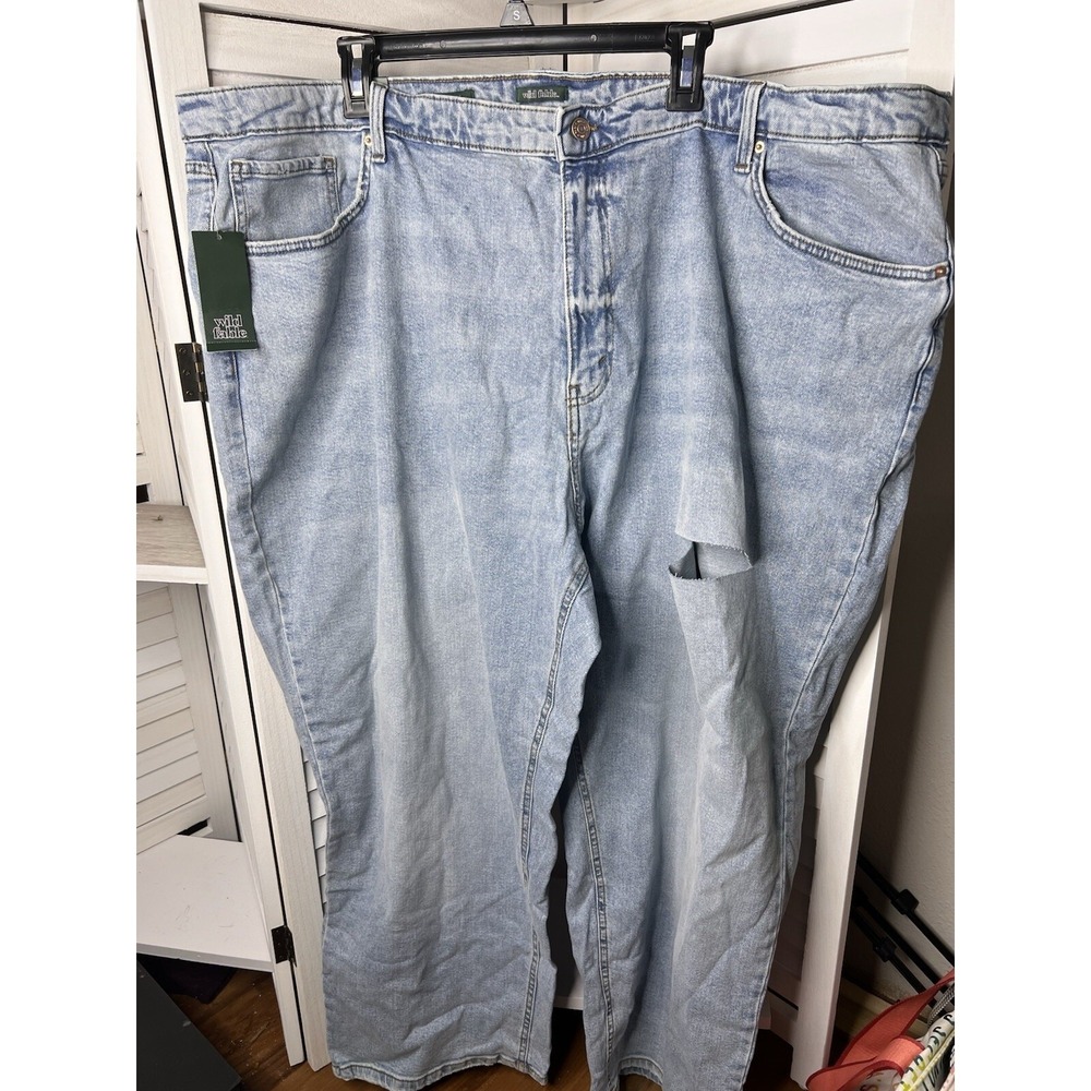 NWT Wild Fable "90's Relaxed Straight" Distressed Jeans PLUS‎ Size 26 *Read